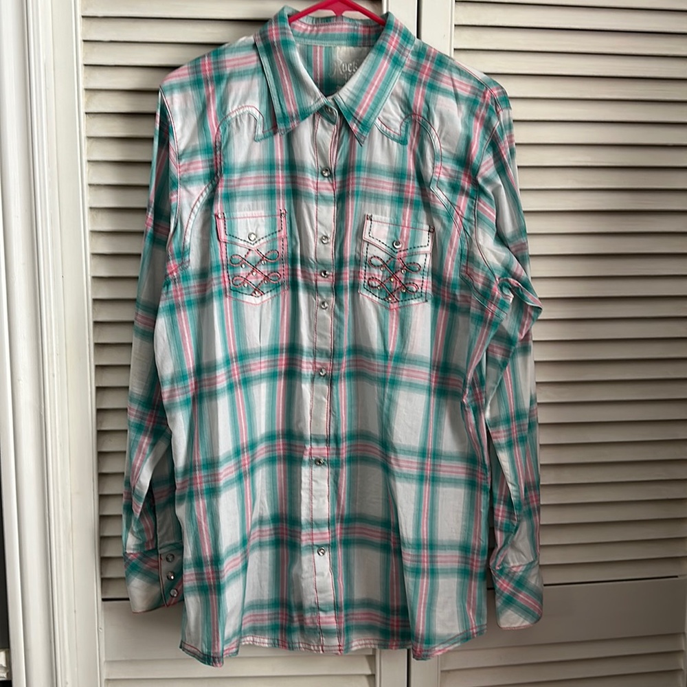 Size XL Rock 27 Wrangler Button Down